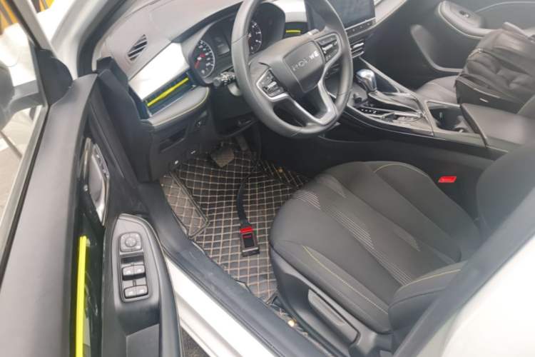 Used Roewe i5 2021 1.5L CVT Platinum Edition Driver Seat