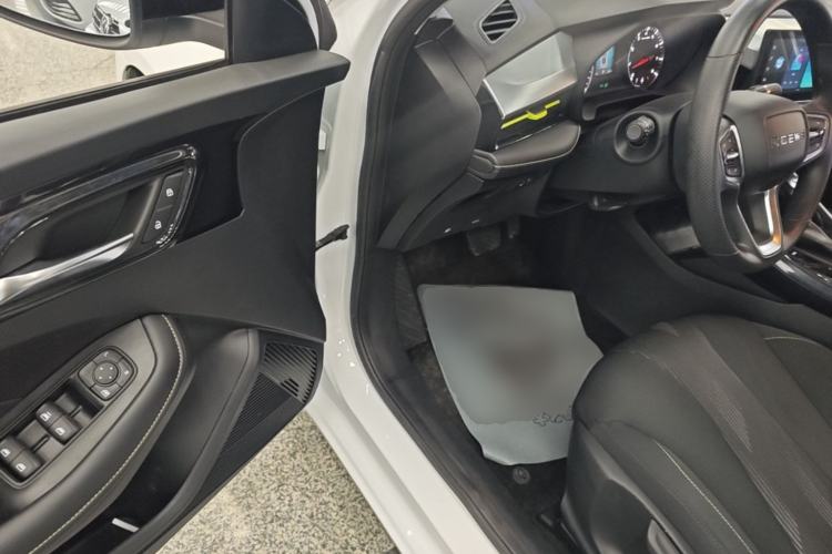 Used Roewe i5 2021 1.5L CVT Platinum Edition Driver Seat
