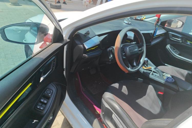 Used Roewe i5 2021 Revised Version 1.5L CVT Diamond Edition Driver Seat