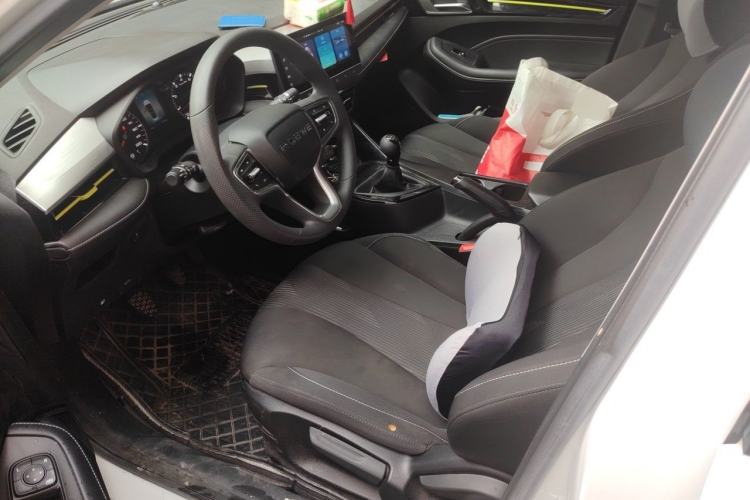 Used Roewe i5 2021 1.5L Manual Platinum Edition Driver Seat