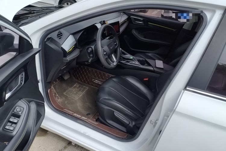 Used Roewe i5 2021 1.5L CVT Diamond Edition Driver Seat