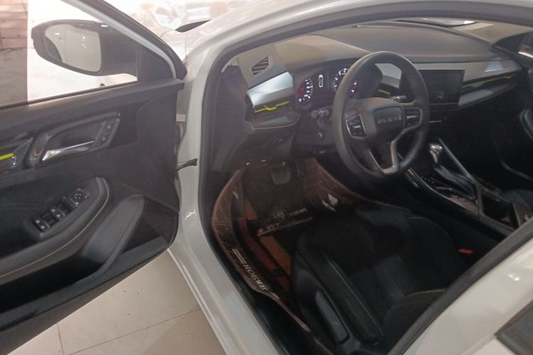 Used Roewe i5 2021 1.5L CVT Platinum Edition Driver Seat