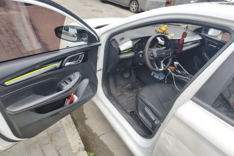 Used Roewe i5 2021 1.5L CVT Platinum Edition Driver Seat