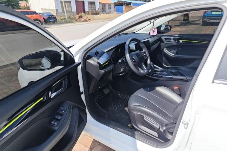Used Roewe i5 2021 Revised Version 1.5L CVT Diamond Edition Driver Seat