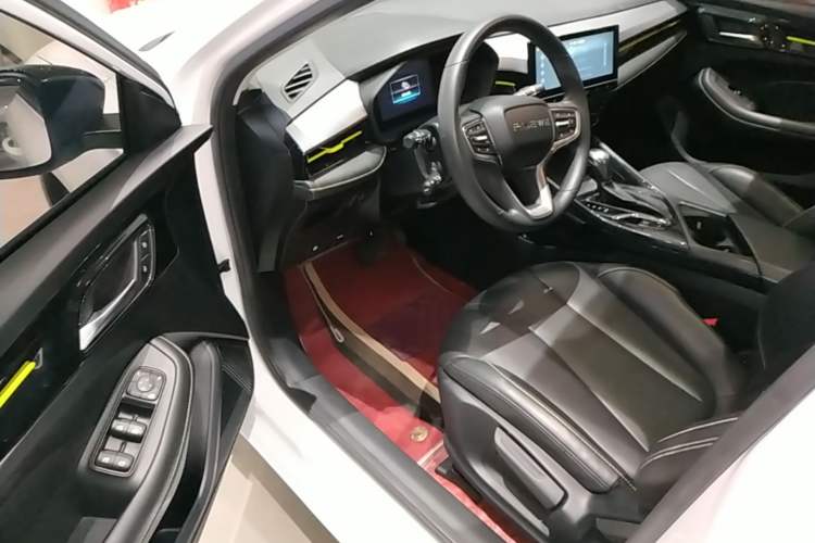 Used Roewe i5 2021 1.5L CVT Diamond Edition Driver Seat