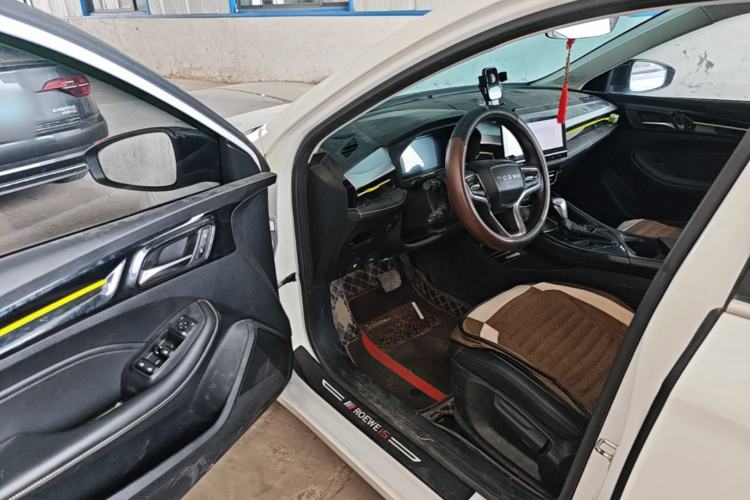 Used Roewe i5 2021 1.5L CVT Diamond Edition Driver Seat