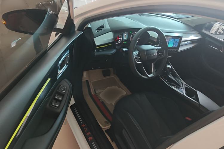 Used Roewe i5 2021 1.5L CVT Platinum Edition Driver Seat