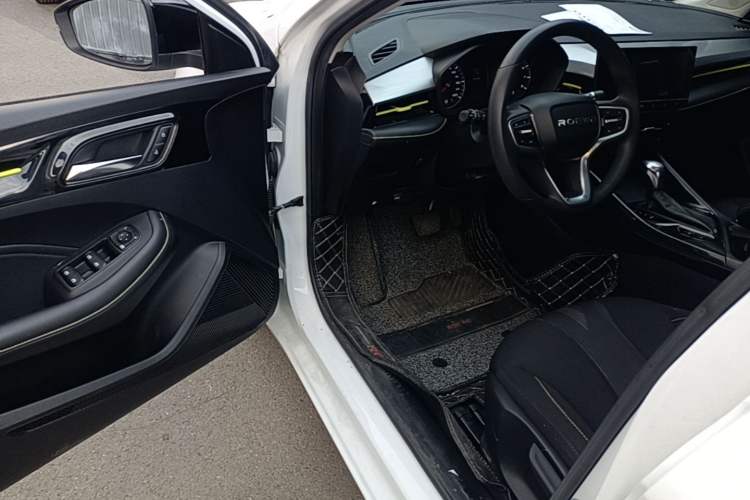 Used Roewe i5 2021 1.5L CVT Platinum Edition Driver Seat