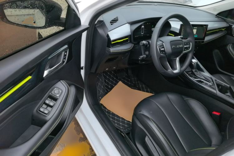 Used Roewe i5 2021 1.5L CVT Diamond Edition Driver Seat