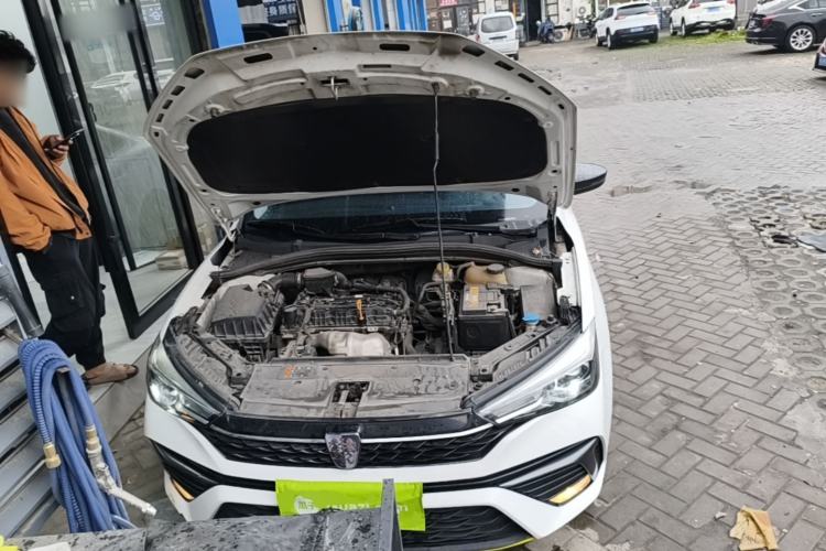 Used Roewe i5 2021 1.5L CVT Platinum Edition Engine Bay