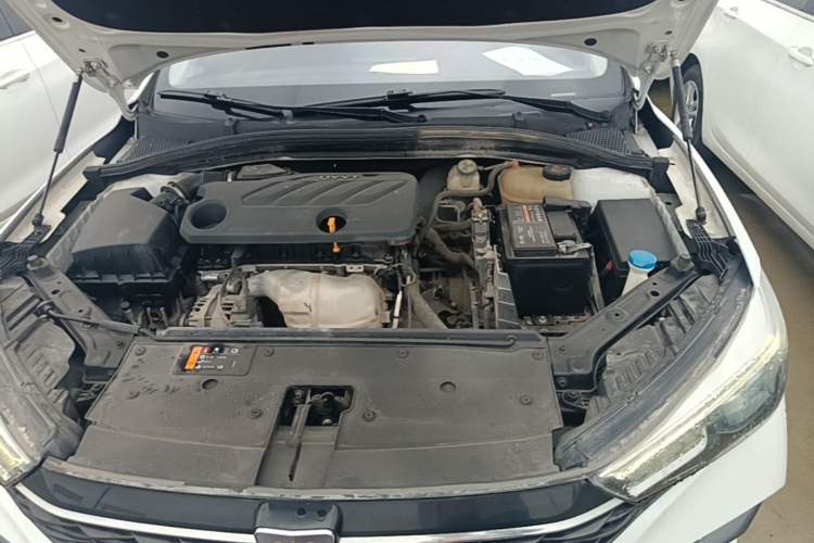 Used Roewe i5 2021 1.5L CVT Starry Edition Engine Bay
