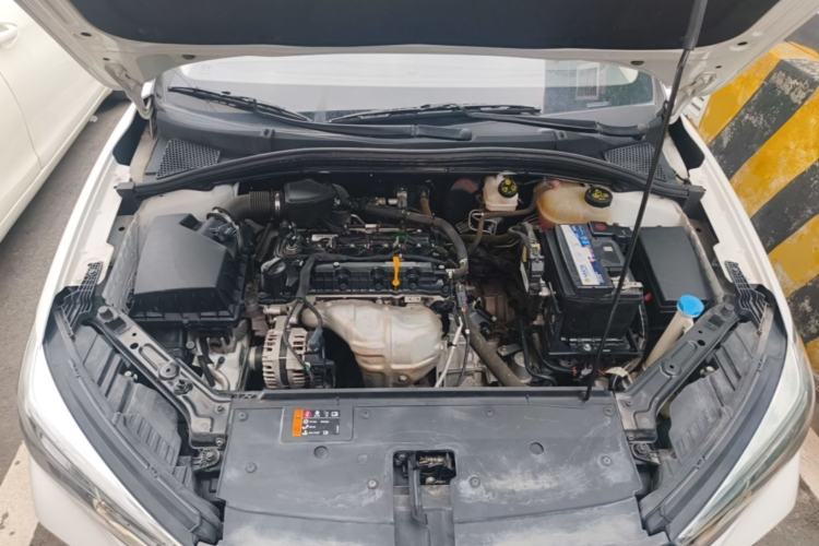 Used Roewe i5 2021 1.5L CVT Platinum Edition Engine Bay