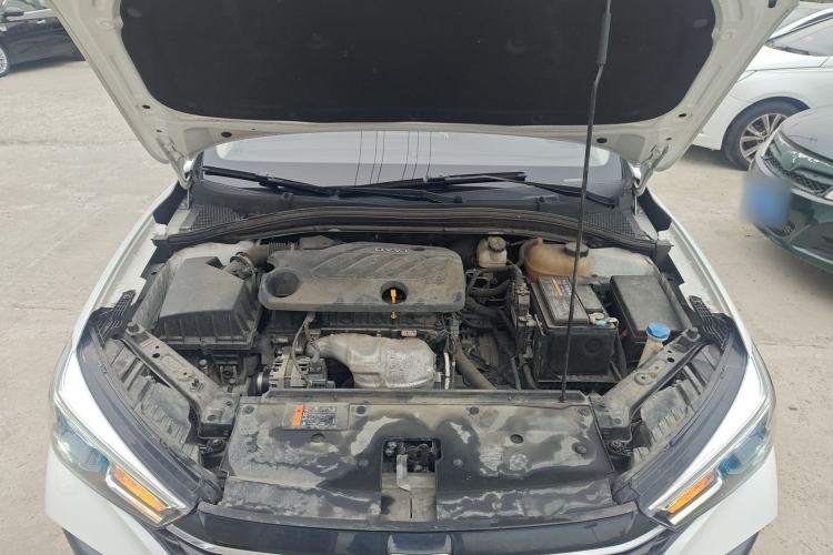 Used Roewe i5 2021 Revised Version 1.5L CVT Diamond Edition Engine Bay