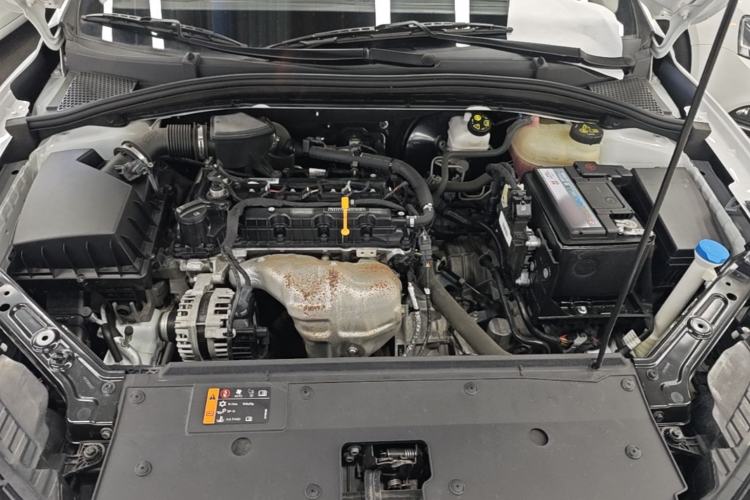 Used Roewe i5 2021 1.5L CVT Platinum Edition Engine Bay