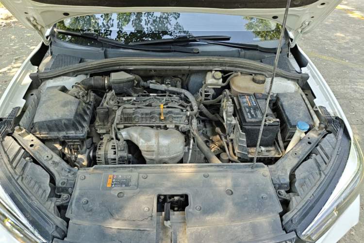 Used Roewe i5 2021 1.5L CVT Platinum Edition Engine Bay
