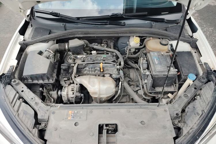 Used Roewe i5 2021 1.5L CVT Black Gold Edition Engine Bay