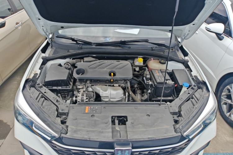 Used Roewe i5 2021 1.5L Manual Diamond Edition Engine Bay