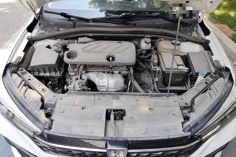Used Roewe i5 2021 Revised Version 1.5L CVT Diamond Edition Engine Bay