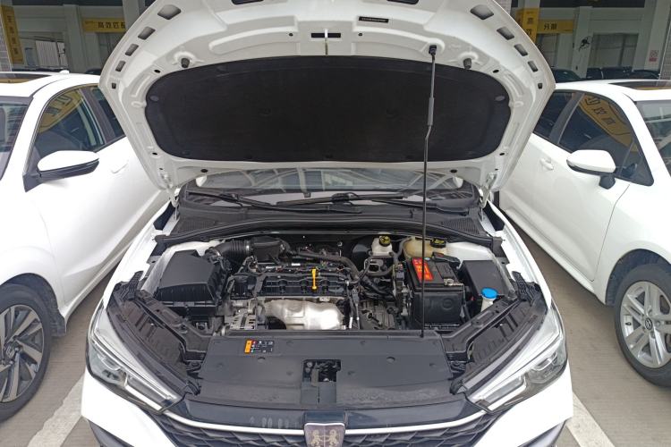 Used Roewe i5 2021 1.5L CVT Platinum Edition Engine Bay