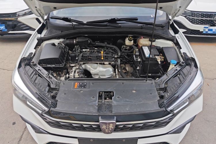 Used Roewe i5 2021 1.5L CVT Platinum Edition Engine Bay