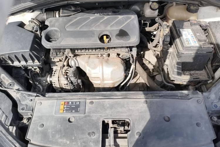 Used Roewe i5 2021 1.5L CVT Diamond Edition Engine Bay
