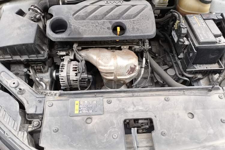 Used Roewe i5 2021 1.5L CVT Diamond Edition Engine Bay