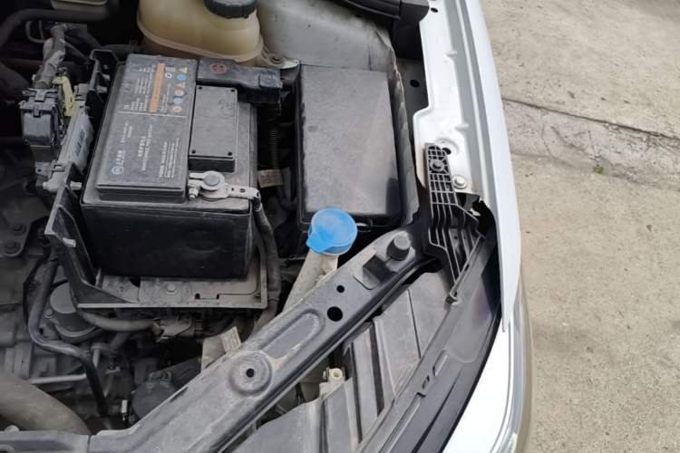 Used Roewe i5 2021 1.5L CVT Diamond Edition Engine Bay Left