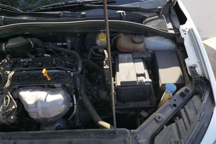 Used Roewe i5 2021 1.5L Manual Platinum Edition Engine Bay Left