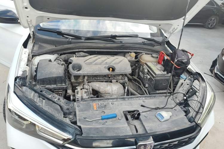 Used Roewe i5 2021 1.5L CVT Diamond Edition Engine Bay