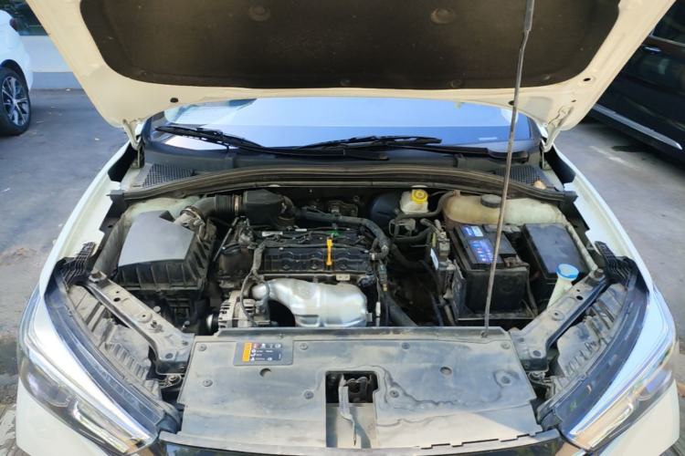 Used Roewe i5 2021 1.5L CVT Platinum Edition Engine Bay
