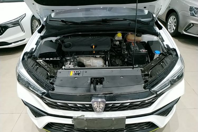 Used Roewe i5 2021 1.5L CVT Diamond Edition Engine Bay