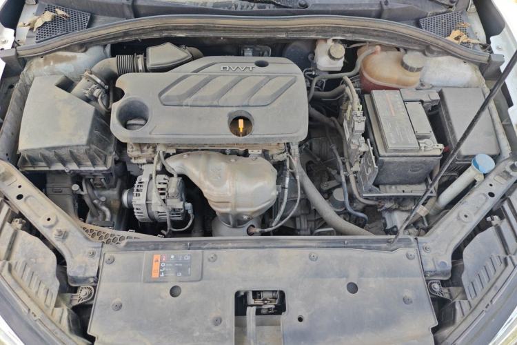 Used Roewe i5 2021 Revised Version 1.5L CVT Diamond Edition Engine Bay