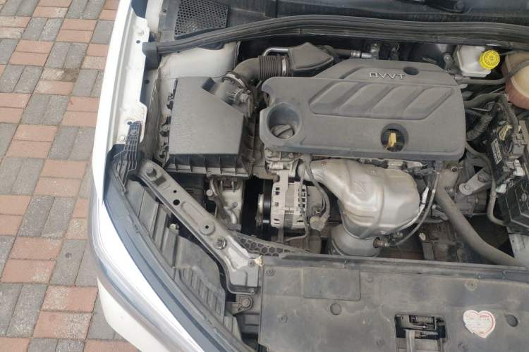 Used Roewe i5 2021 1.5L Manual Diamond Edition Engine Bay Right