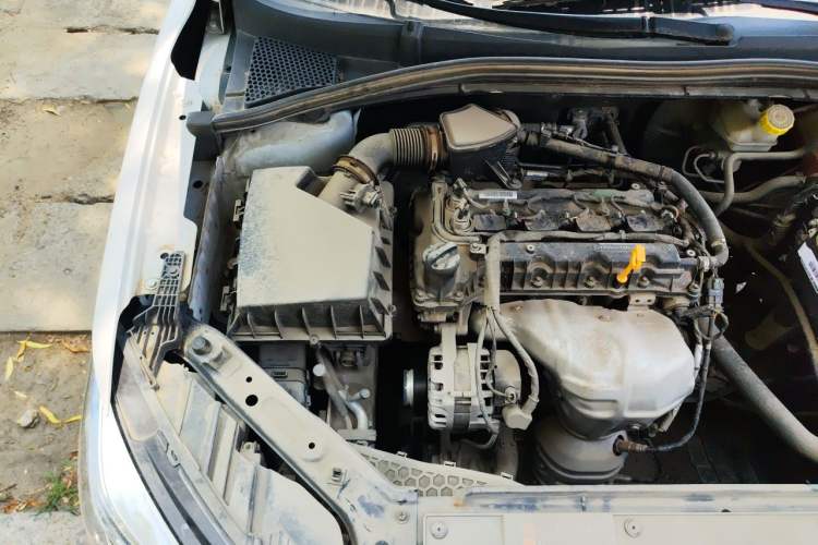 Used Roewe i5 2021 1.5L Manual Platinum Edition Engine Bay Right