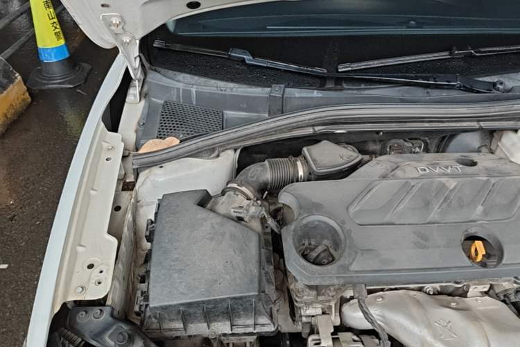 Used Roewe i5 2021 1.5L CVT Diamond Edition Engine Bay Right
