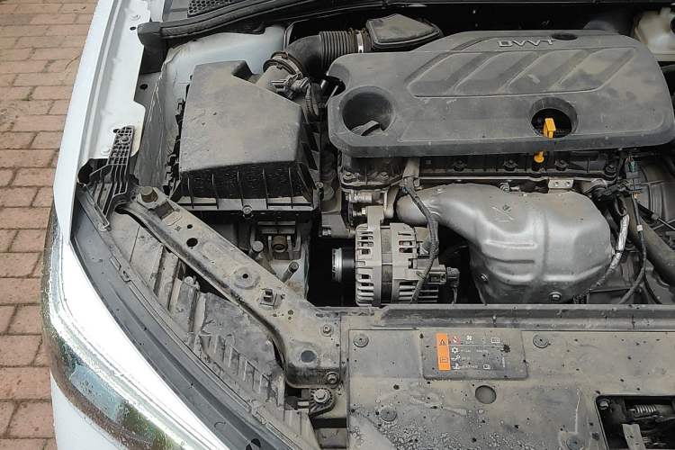 Used Roewe i5 2021 1.5L CVT Diamond Edition Engine Bay Right