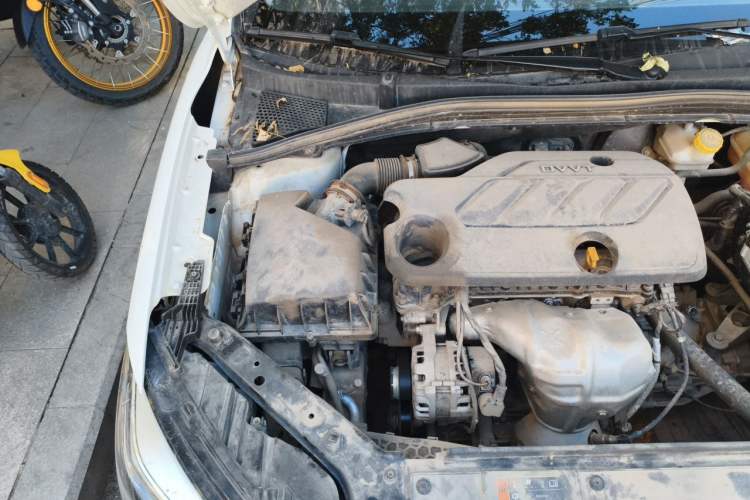Used Roewe i5 2021 1.5L Manual Diamond Edition Engine Bay Right