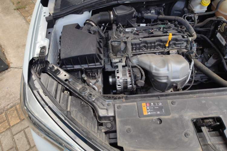 Used Roewe i5 2021 1.5L Manual Platinum Edition Engine Bay Right
