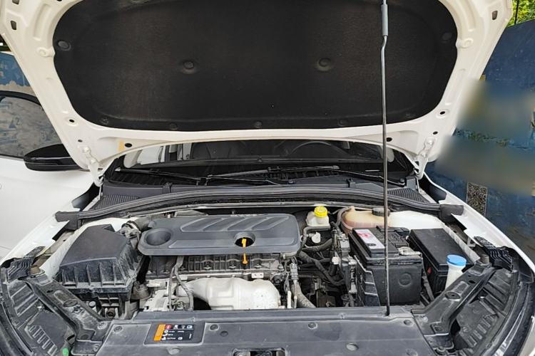 Used Roewe i5 2021 1.5L Manual Diamond Edition Engine Bay