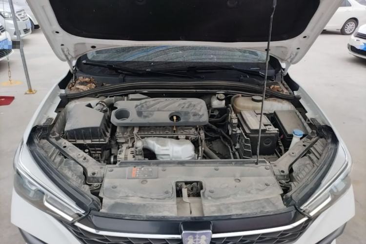 Used Roewe i5 2021 1.5L CVT Diamond Edition Engine Bay