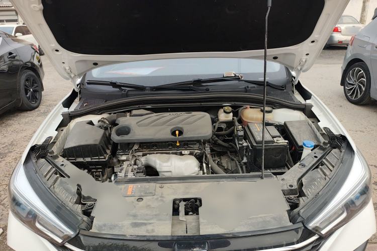 Used Roewe i5 2021 Revised Version 1.5L CVT Diamond Edition Engine Bay