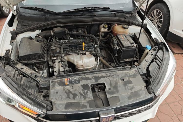 Used Roewe i5 2021 1.5L CVT Platinum Edition Engine Bay