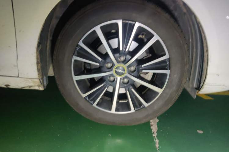 Used Roewe i5 2021 1.5L Manual Platinum Edition Exterior 1