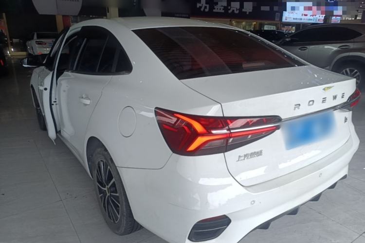 Used Roewe i5 2021 Revised Version 1.5L CVT Diamond Edition Exterior 2