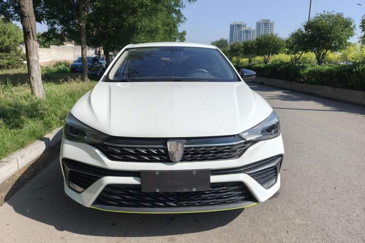 Used Roewe i5 2021 1.5L Manual Platinum Edition Exterior 2