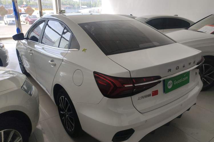 Used Roewe i5 2021 Revised Version 1.5L CVT Diamond Edition Exterior 2