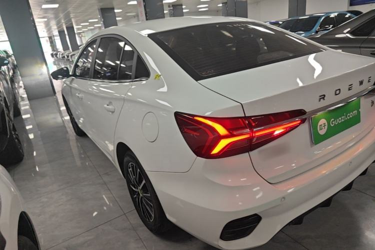 Used Roewe i5 2021 Revised Version 1.5L CVT Diamond Edition Exterior 2