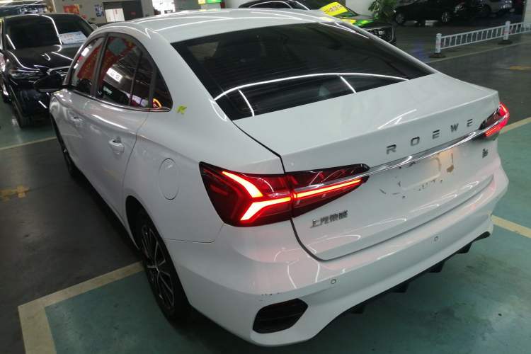 Used Roewe i5 2021 Revised Version 1.5L CVT Diamond Edition Exterior 2