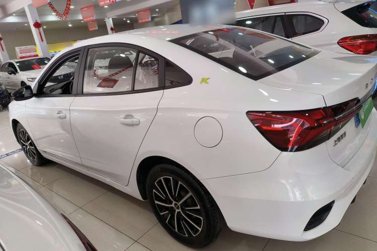 Used Roewe i5 2021 1.5L CVT Platinum Edition Exterior 3