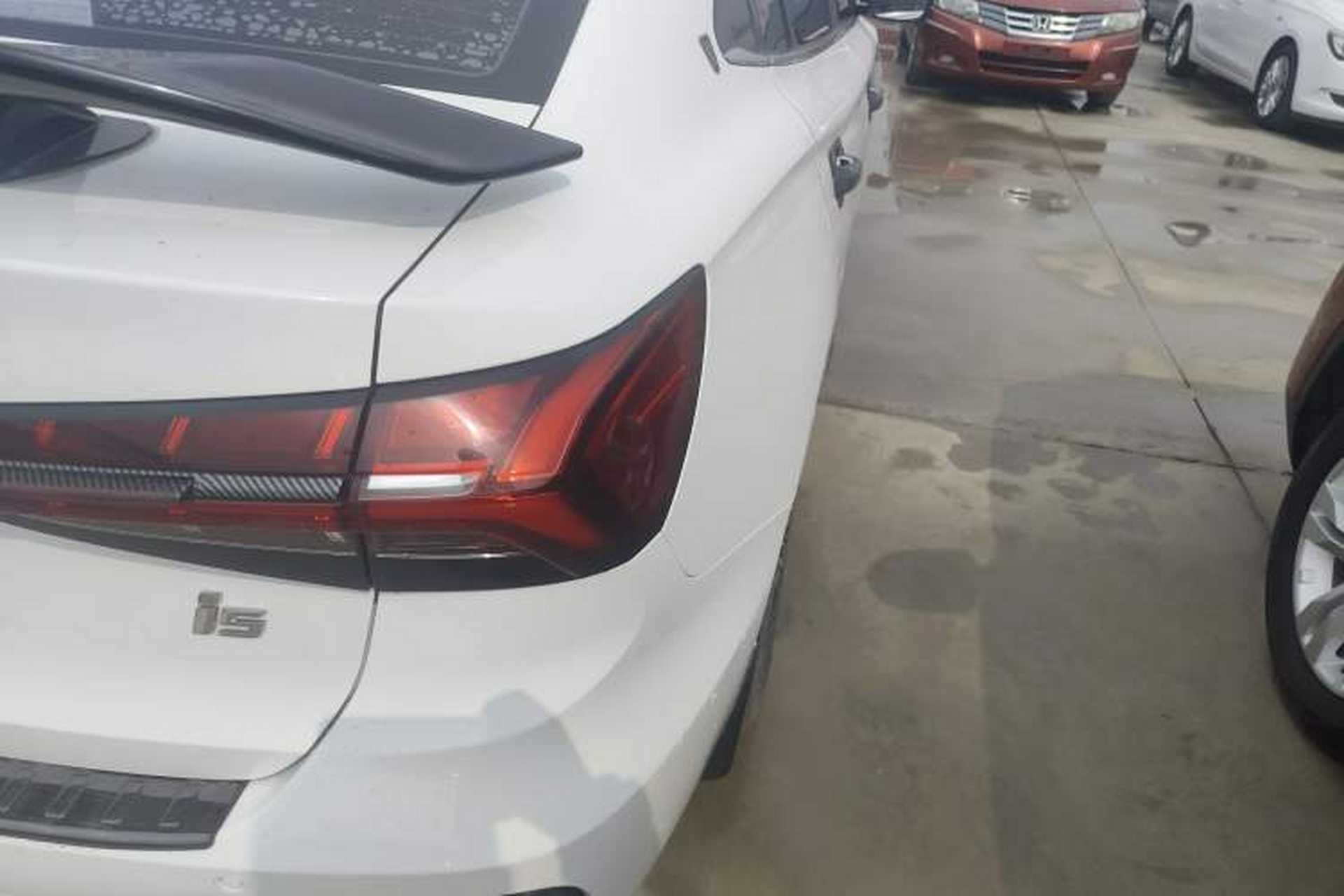 Used Roewe i5 2021 1.5L CVT Starry Edition Exterior 3